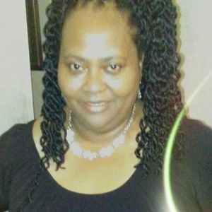 Meet your Posher, Evonne